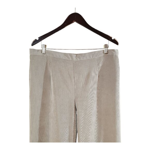 Alfred Dunner Beige Flat Front Pull-on Straight Leg Corduroy Pants Women's 18W - Picture 4 of 8